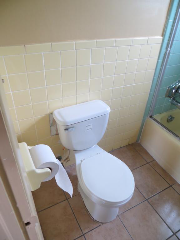 Travelers Inn Okeechobee Room photo